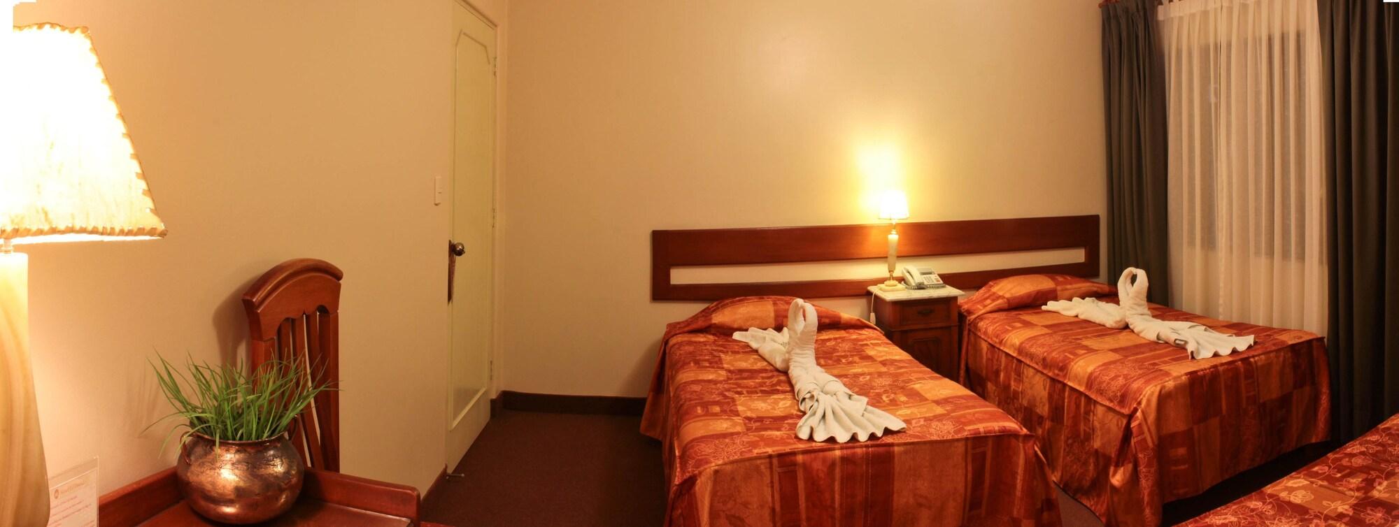 Hotel El Ducado Lima Luaran gambar