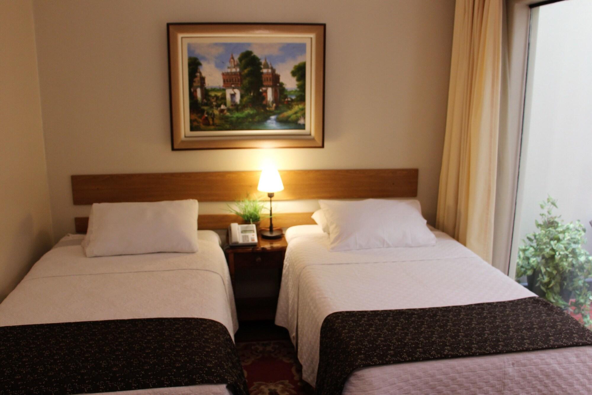 Hotel El Ducado Lima Luaran gambar