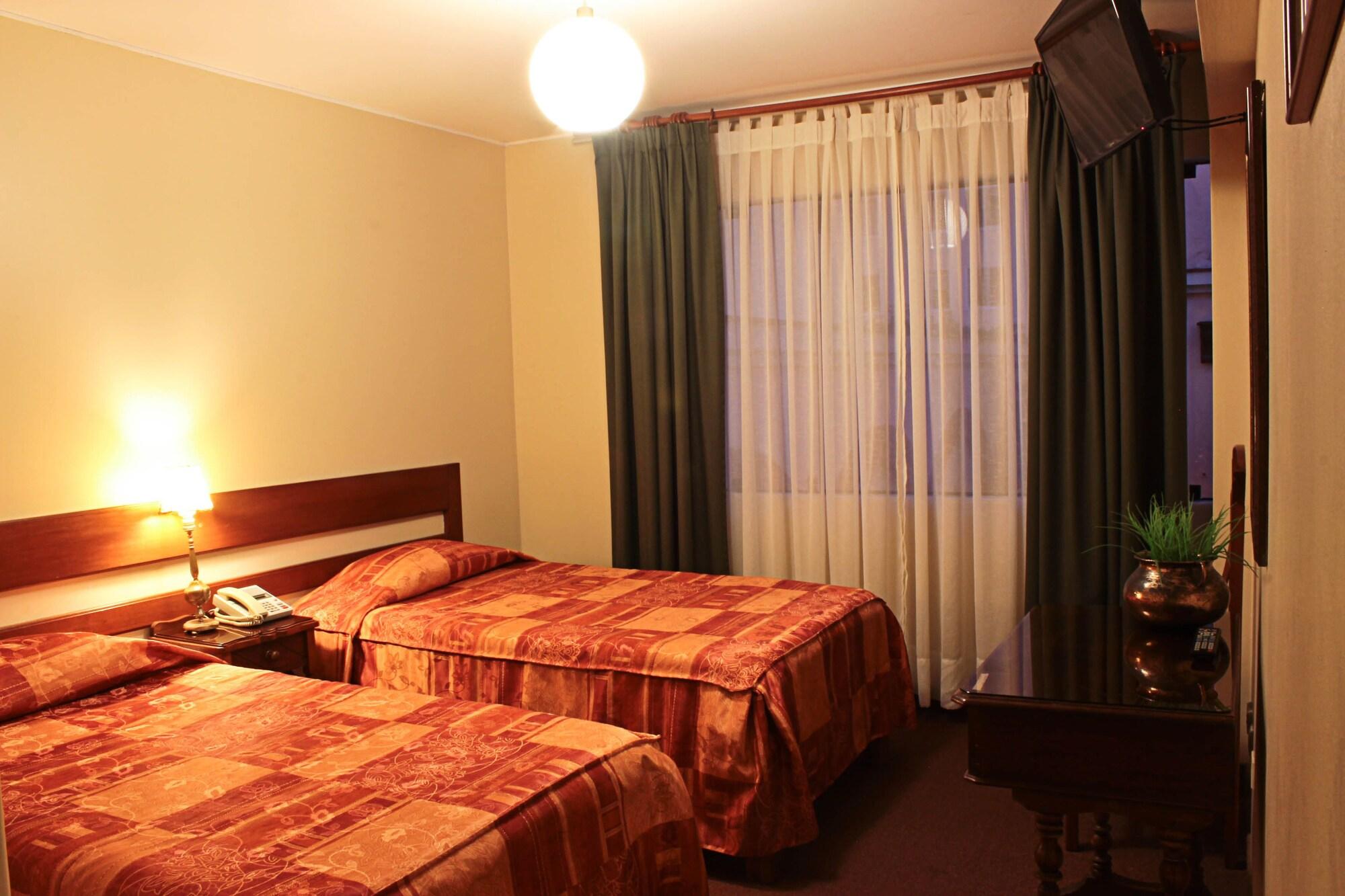 Hotel El Ducado Lima Luaran gambar