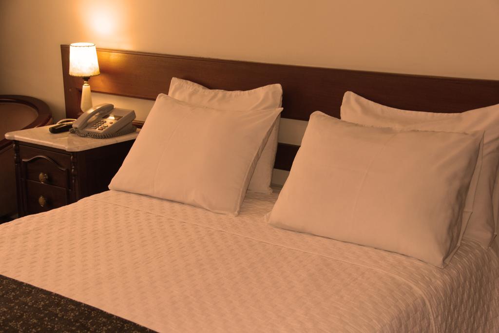 Hotel El Ducado Lima Luaran gambar