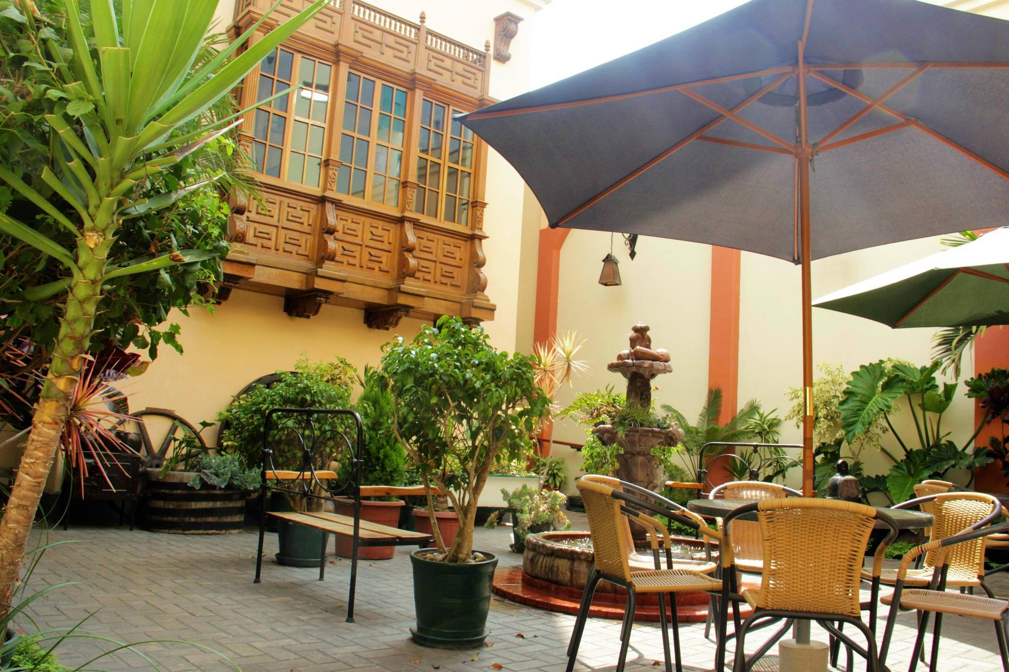 Hotel El Ducado Lima Luaran gambar