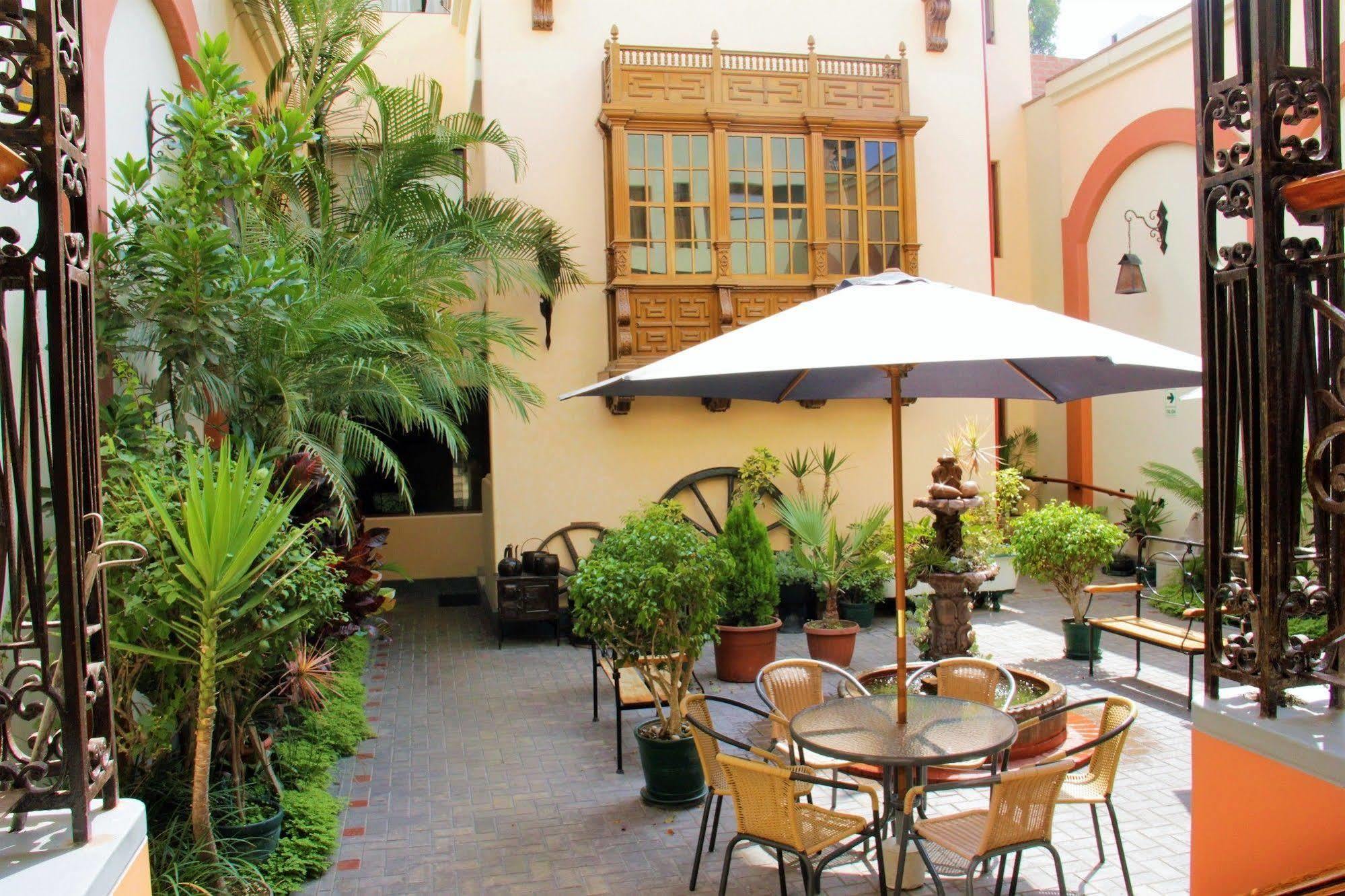 Hotel El Ducado Lima Luaran gambar